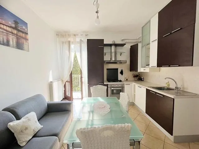 Appartamento Confortevole Con Terrazza Côme 0*,